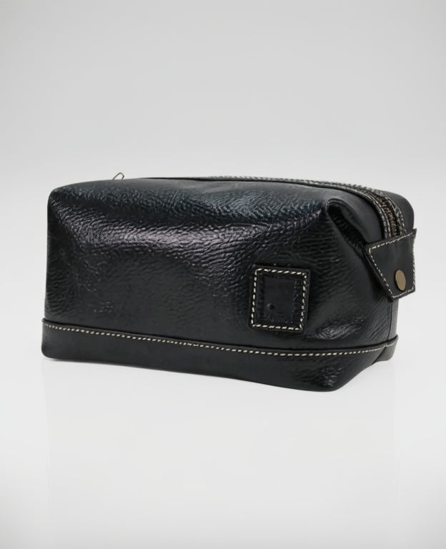 Attire Pebble Grain Leather Washbag